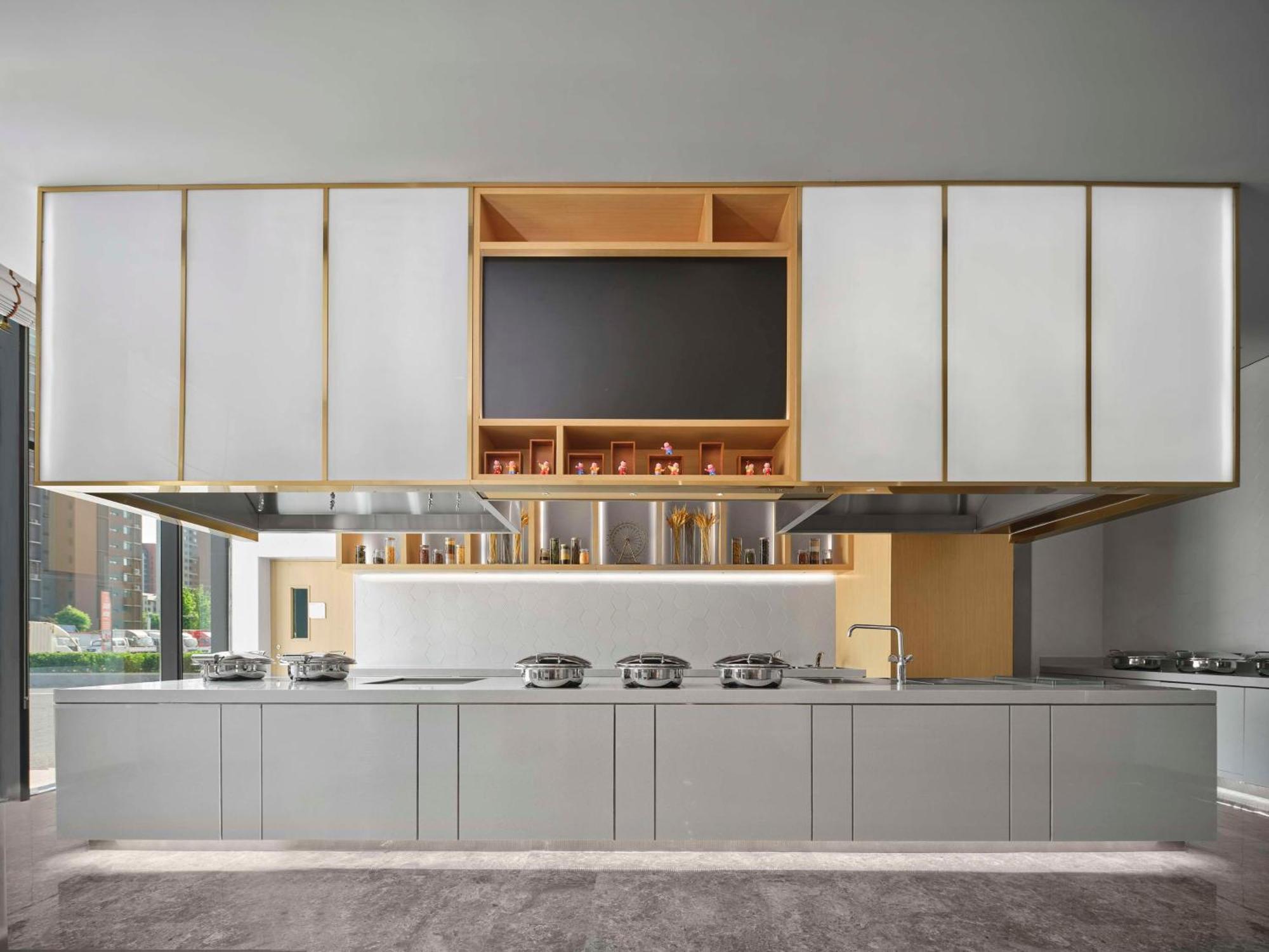 Hilton Garden Inn Tianjin Huayuan Экстерьер фото